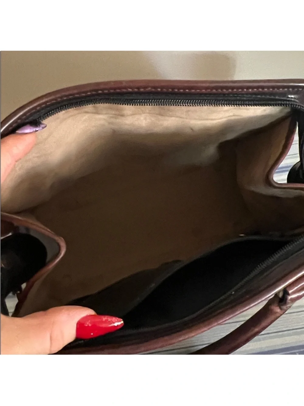 Brahmin Vintage Classic Two-Tone Leather Handbag in Black and Brown